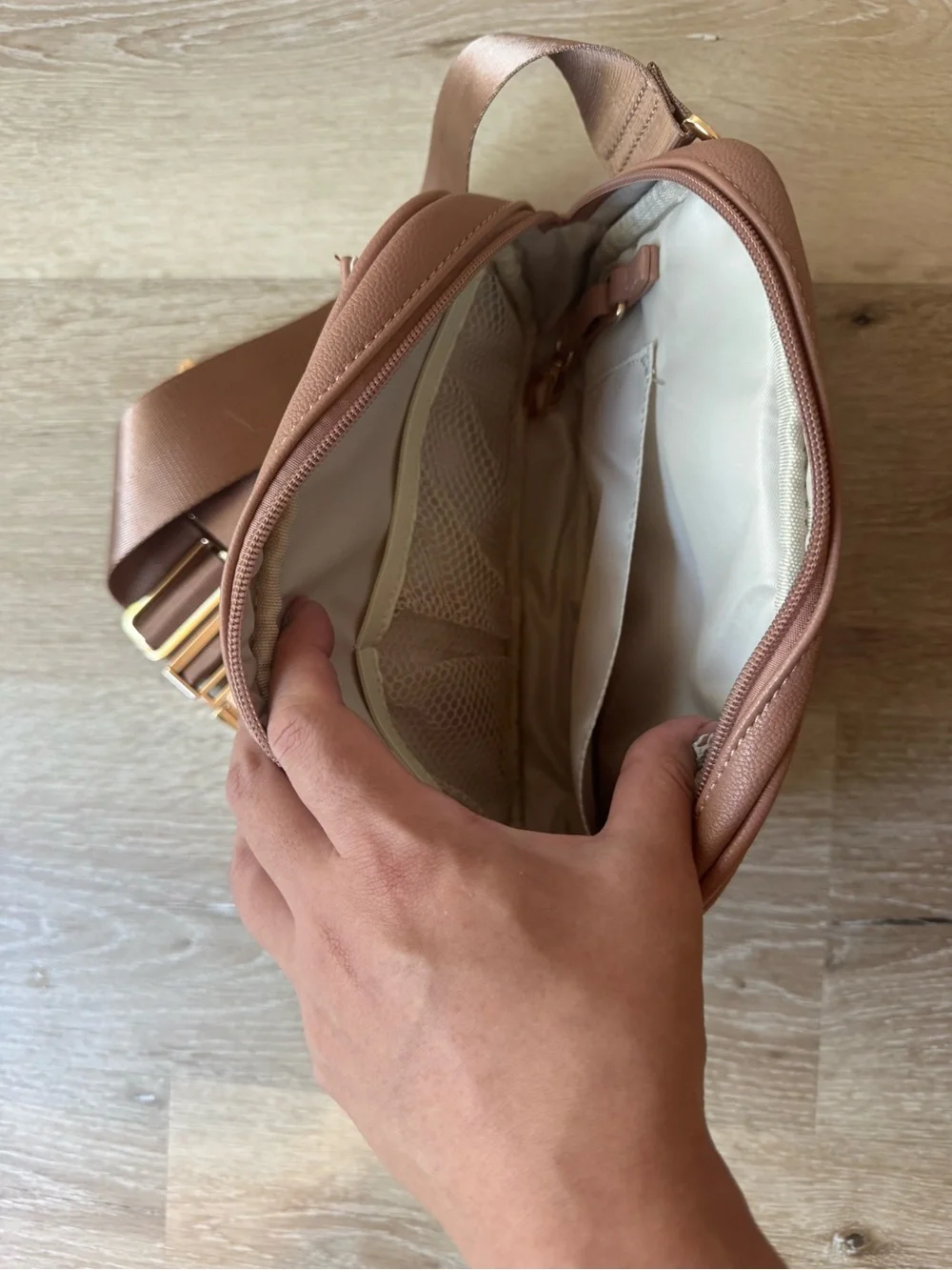 Ayla & Co Brown Leather Crossbody Belt Bag